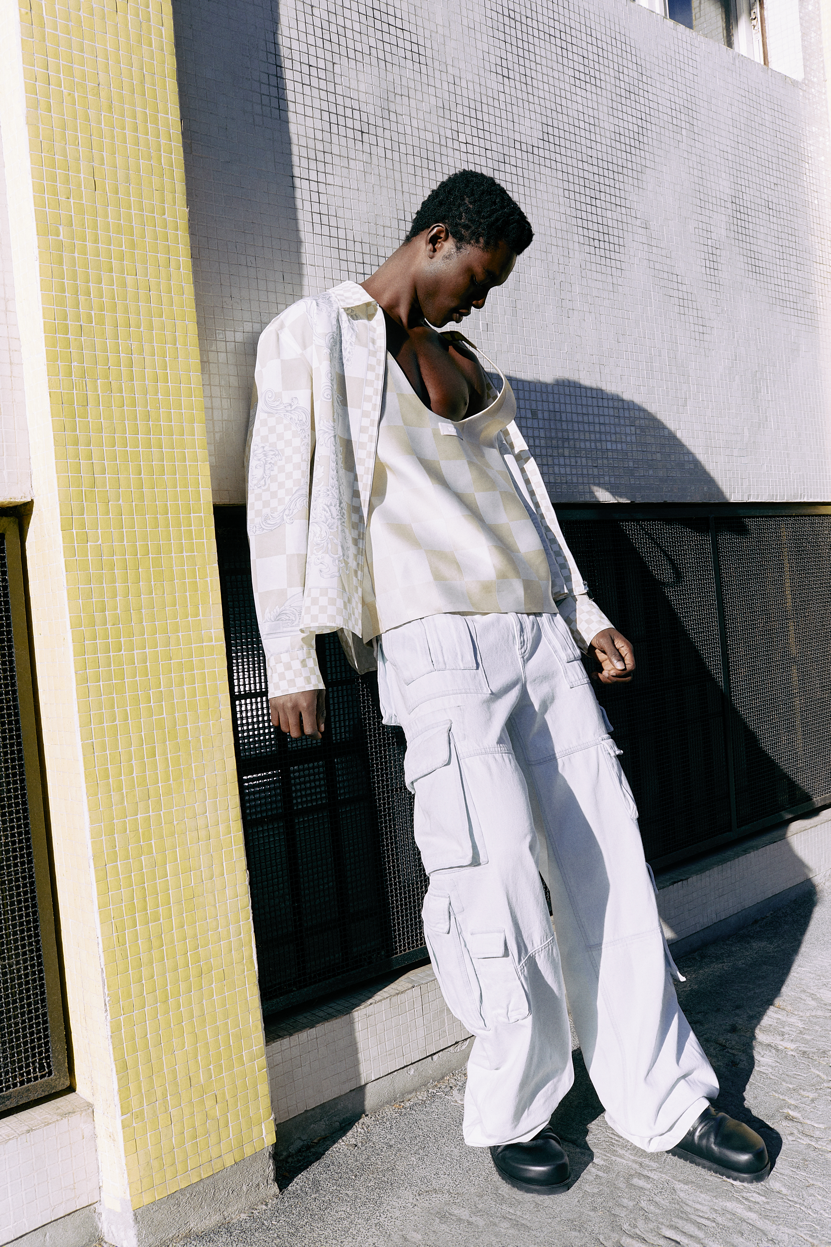 Versace_LeMile4063_v1_hr